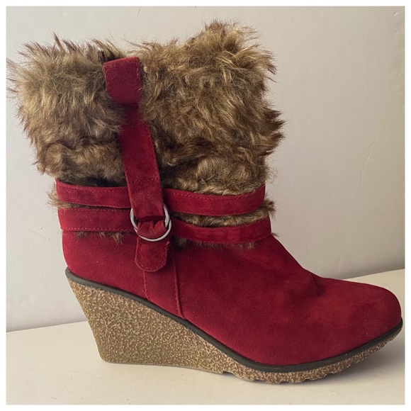 Breckelles Kansas mid-calf wedge boots NWOT size 7 - Picture 3 of 7